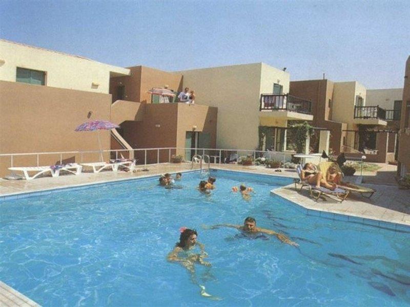 Pela Mare Apartments Kokkini Hani Exterior foto